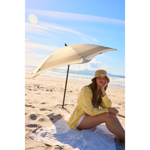 Blunt Beach Umbrella