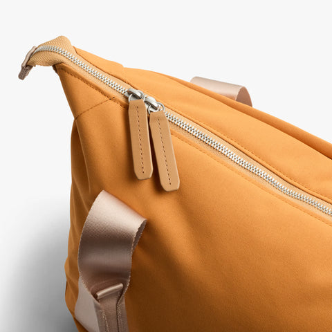 Classic Zip Tote