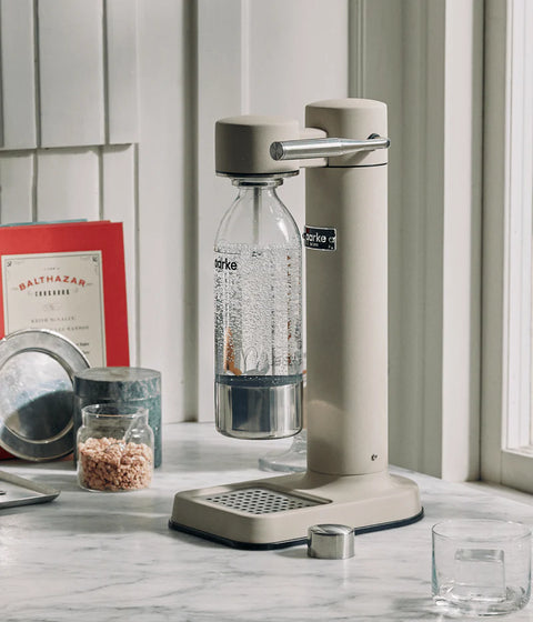 Premium Sparkling Water Maker | Carbonator 3