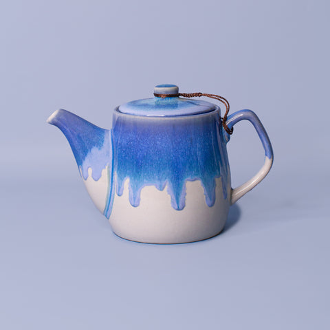 The Hansel Teapot